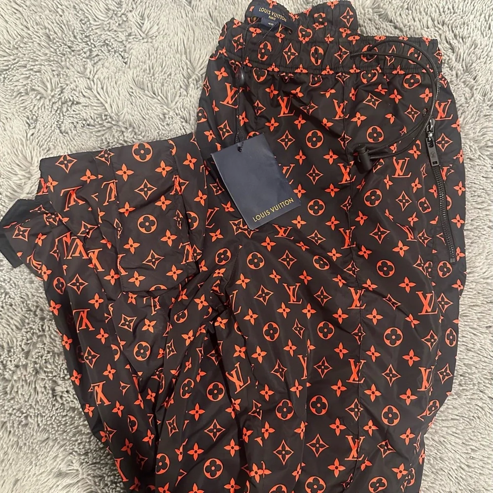LV Monogram Pants - Picture 3 of 4